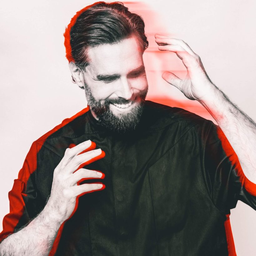 Nick Schilder releaset eerste solo-ep, ‘Dancin’ Alone’, en kondigt RTM Stage-show aan afbeelding